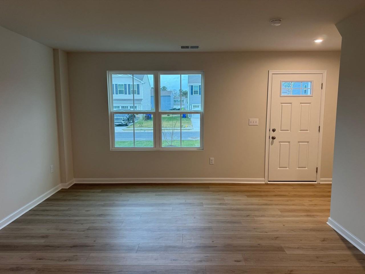 30069 Moorings Reach - Photo 3 of 11