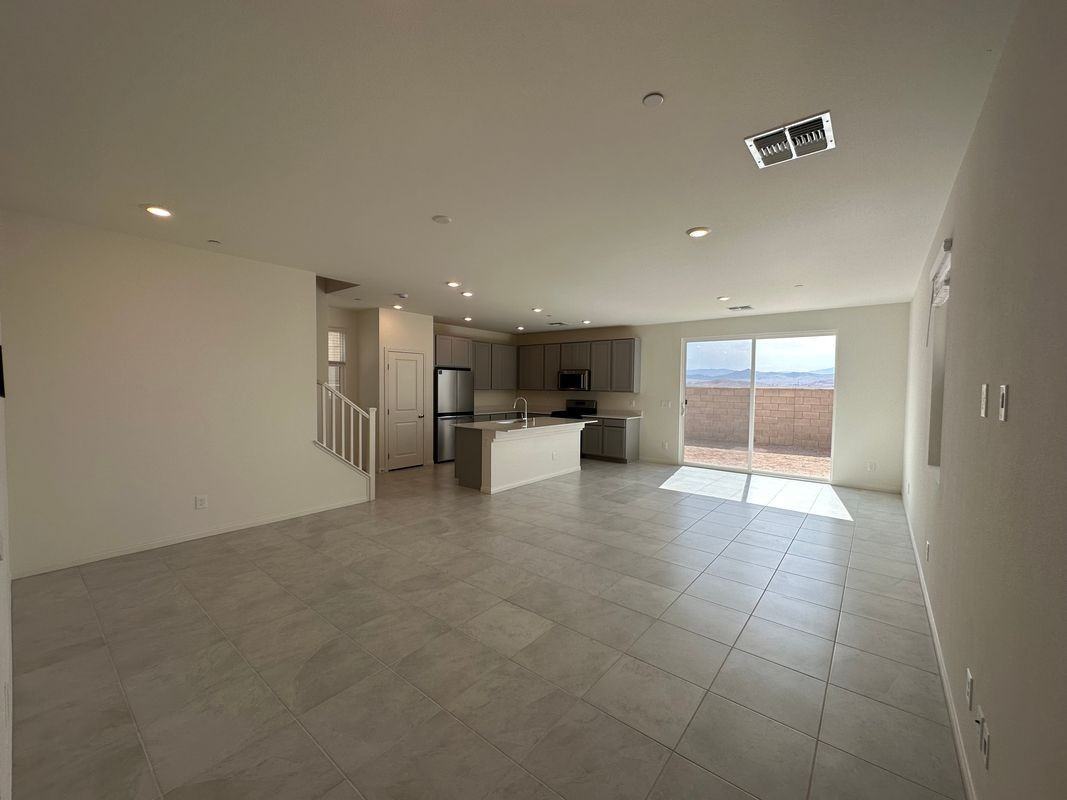 2325 Teatro Ave - Photo 3 of 25