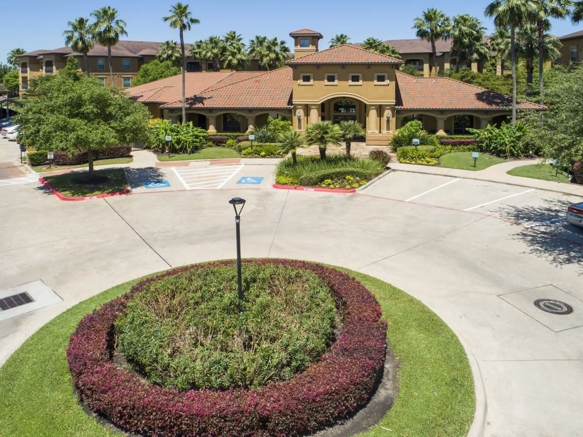 Estancia San Miguel Apartments - Photo 5 of 50
