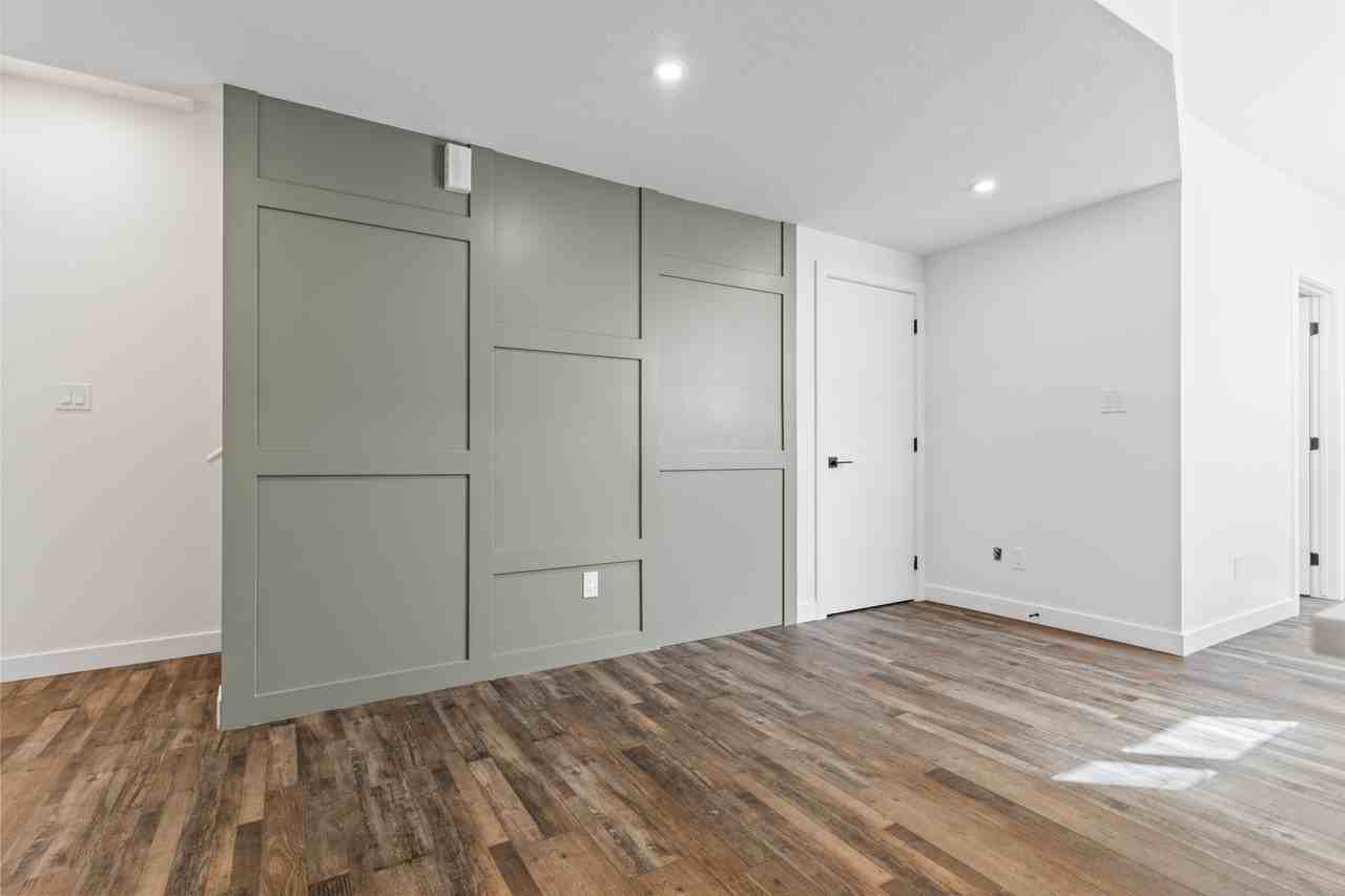 12448 47 Street Northwest #12448 - Photo 3 of 11