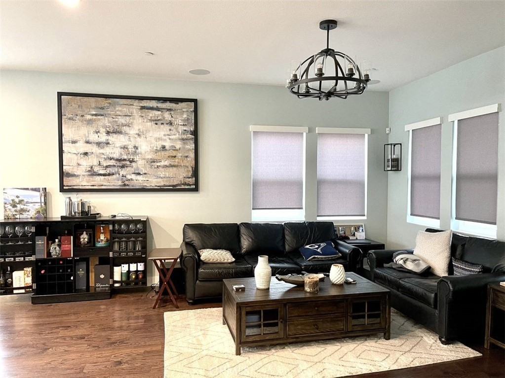 945 East Mason Lane - Photo 5 of 7