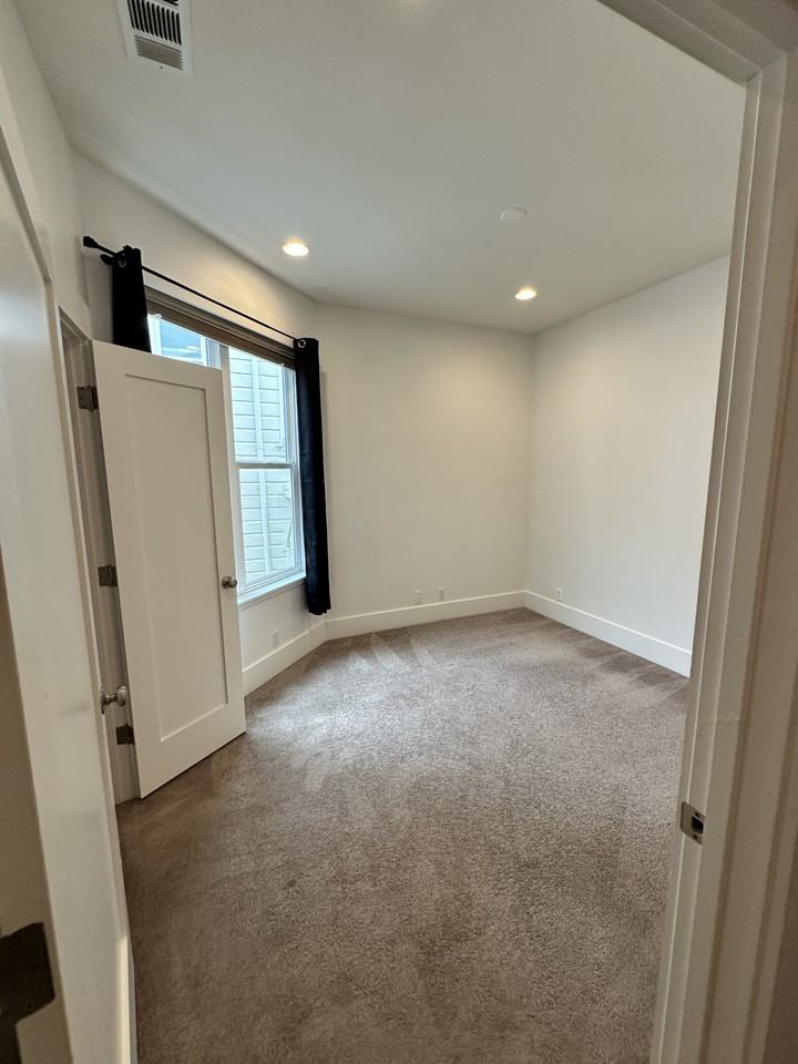 1468 Valencia Street #2 - Photo 3 of 11