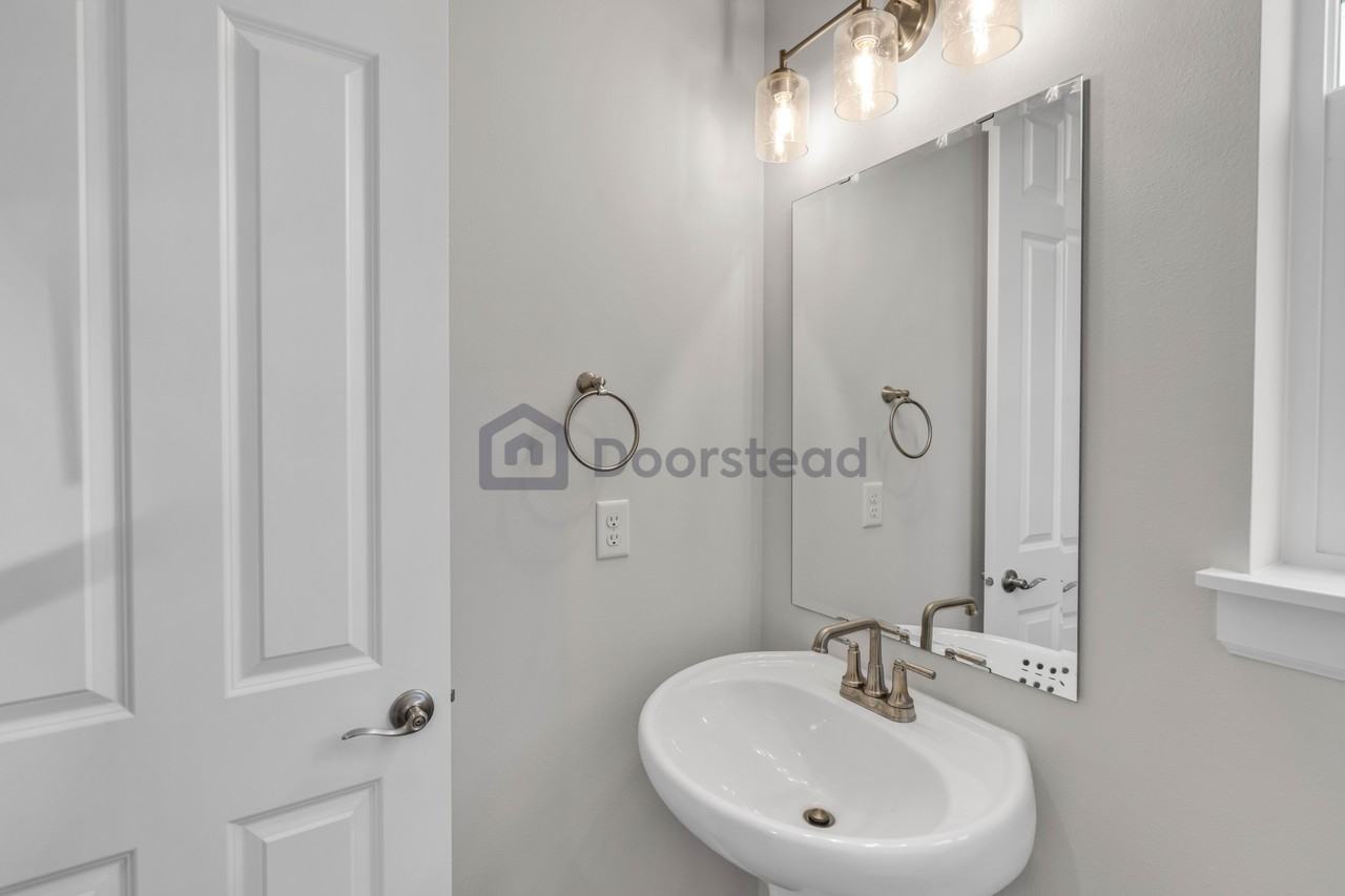 15320 208th Ave E #NA - Photo 2 of 39
