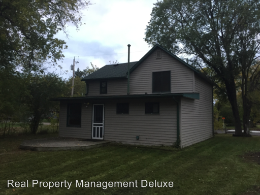 526 2nd St N - Photo 3 of 3