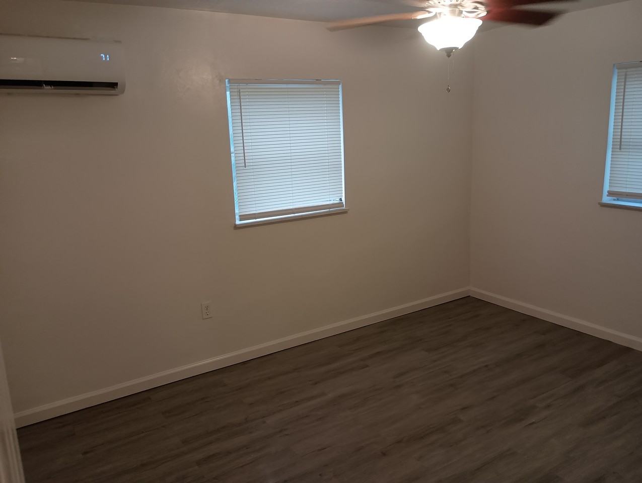 9 Sw 18th Ave #9 - Photo 4 of 11