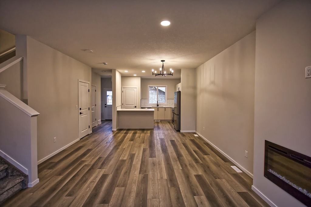 3 & 1 Bedroom Duplex Style Homes in Spruce Grove - Photo 2 of 20