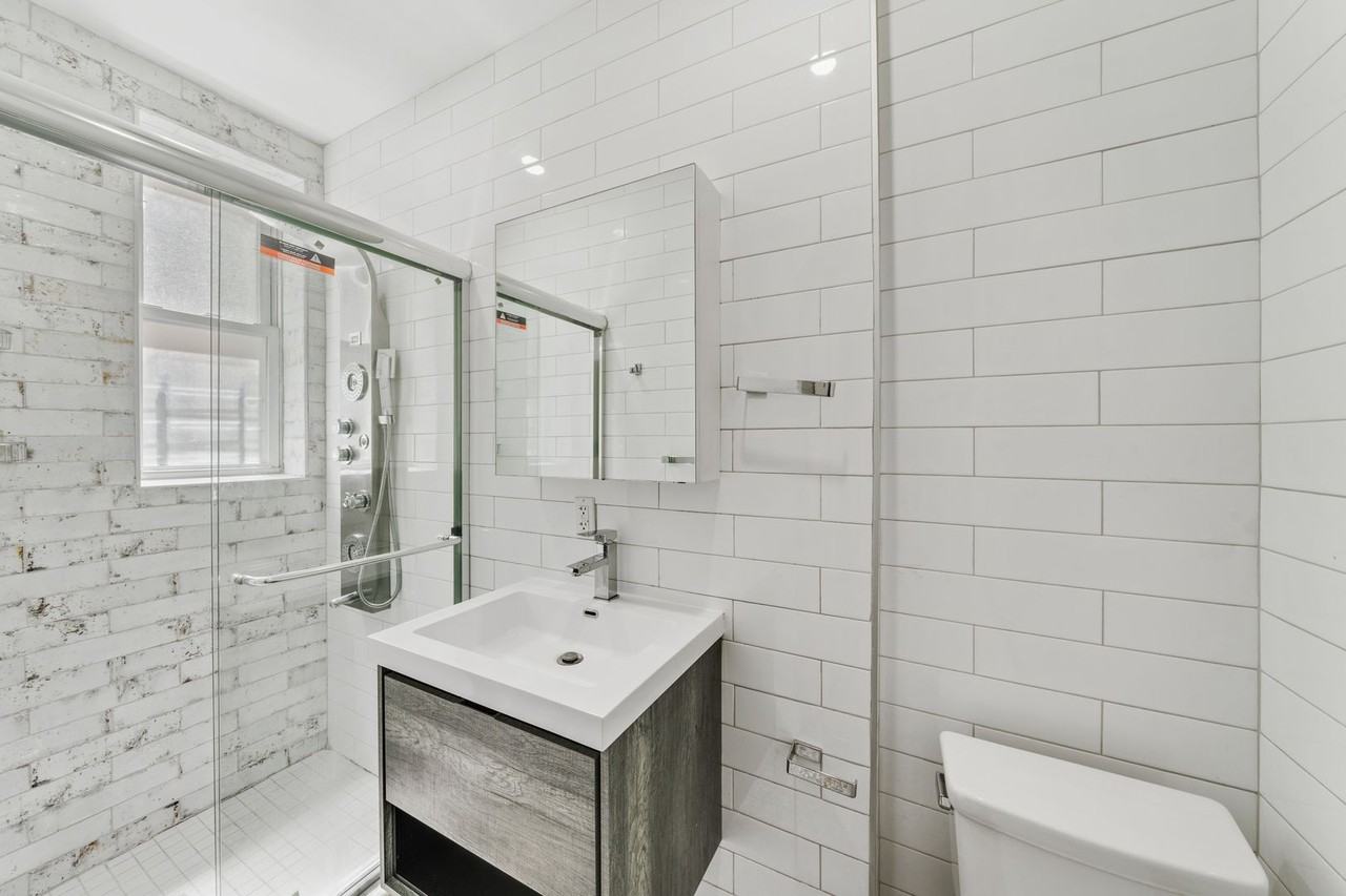 2503 Hughes BH LLC - Photo 7 of 50