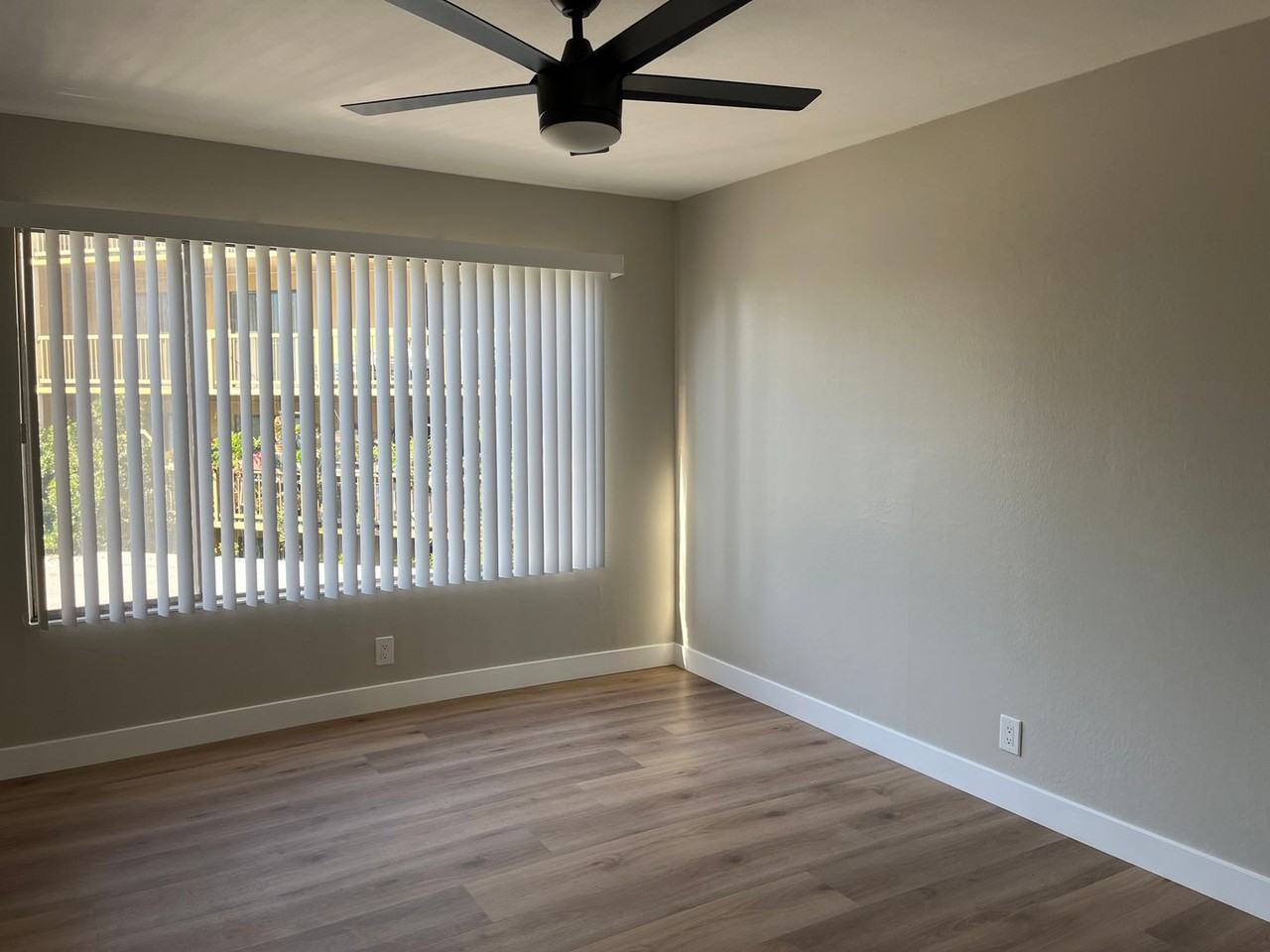 Grand at Rockridge (FKA Pleasant Valley Apts) - Photo 6 of 18
