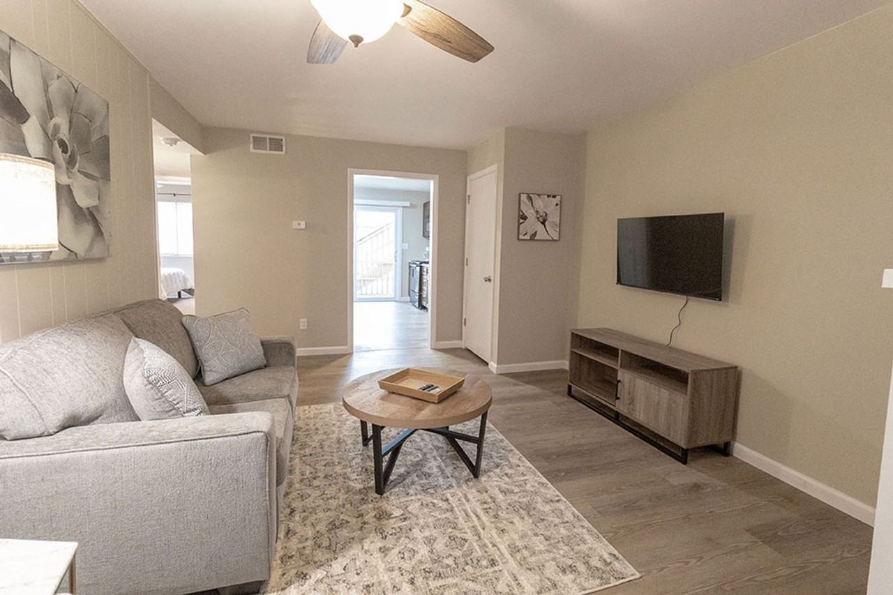 801 N Ann St #7 - Photo 4 of 29