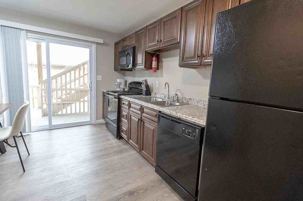 801 N Ann St #7 - Photo 7 of 29