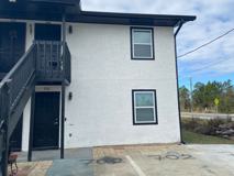 923 Sanders Ln - Photo 1 of 1