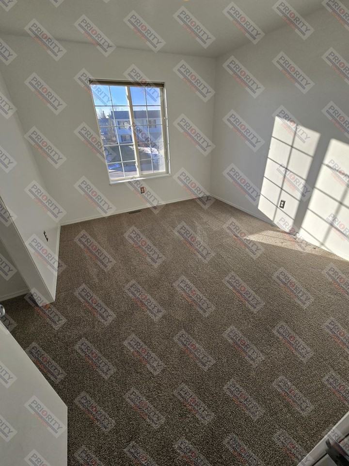 831 Sutherland Cove Ln - Photo 6 of 17