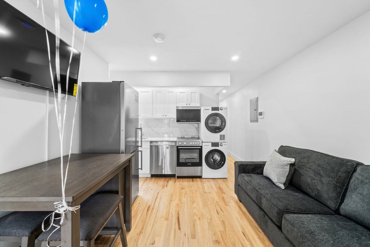 2505-2509 Hoffman BH LLC (2505) - Photo 2 of 50