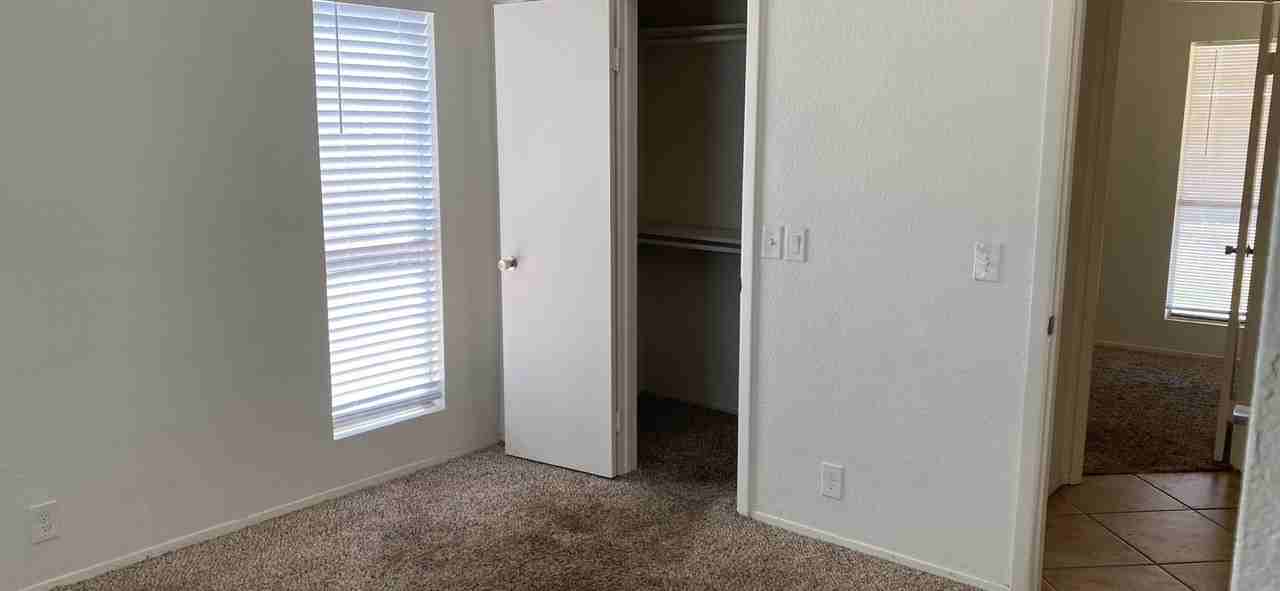 7301 W Georgia Ave - Photo 7 of 13