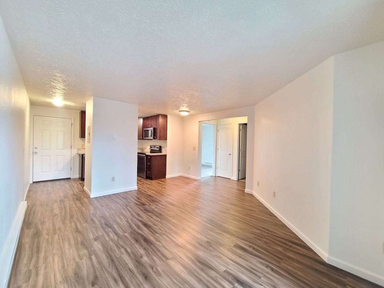 827 E. Ermina Ave - Photo 7 of 36