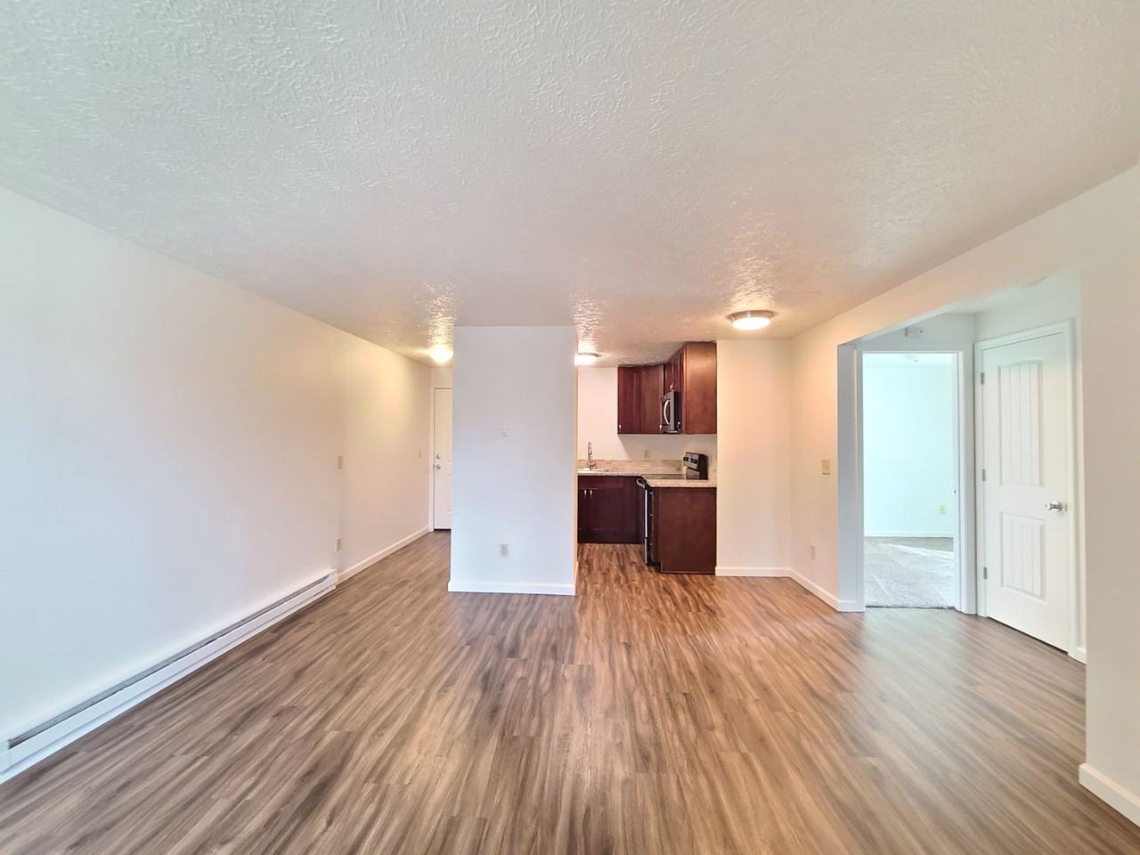 827 E. Ermina Ave - Photo 6 of 36