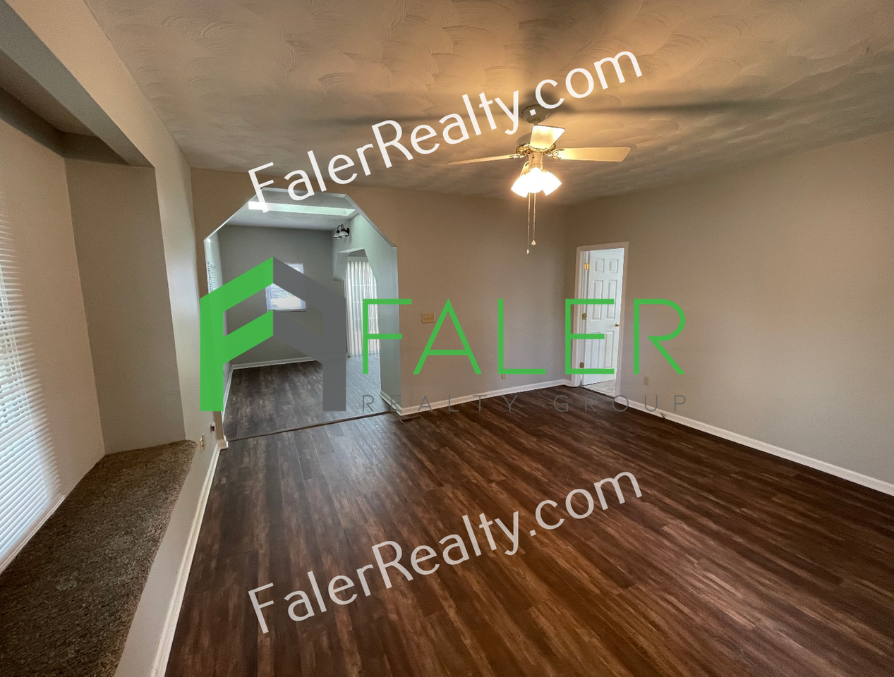 451 Cincinnati Ave - Photo 4 of 16