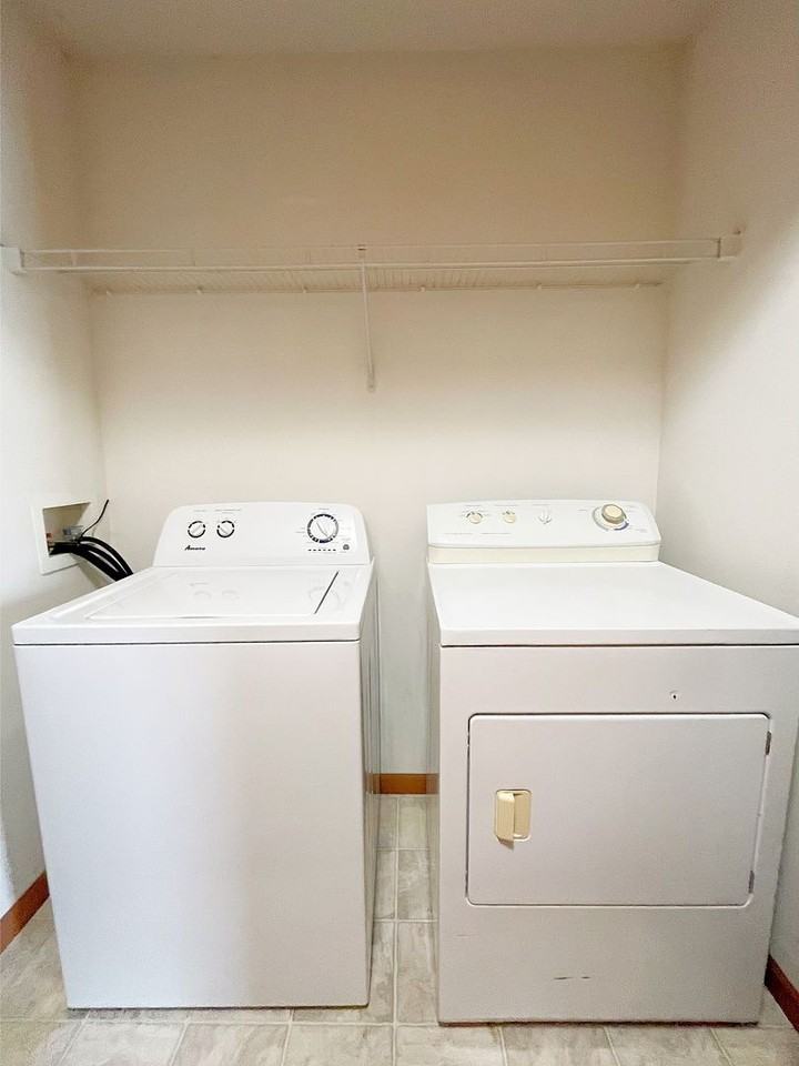 2726 Wyndham Ct - Photo 4 of 16