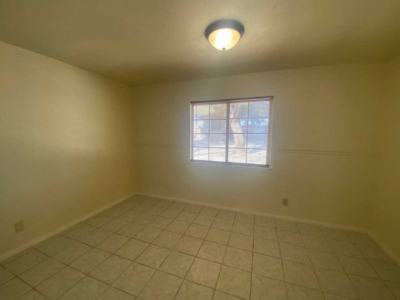 40715 179th Street East - Photo 5 of 12