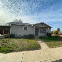497 Pomegranate St - Photo 1 of 1