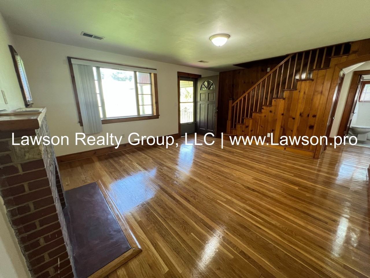 3119 King St Ne - Photo 7 of 39
