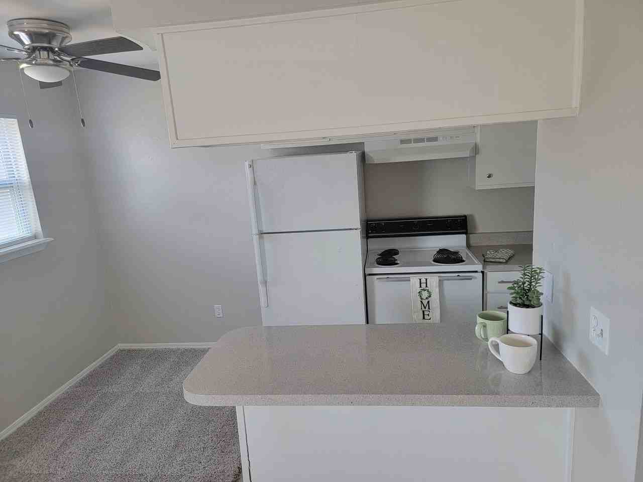 Norman Oaks Apartments - Photo 4 of 5