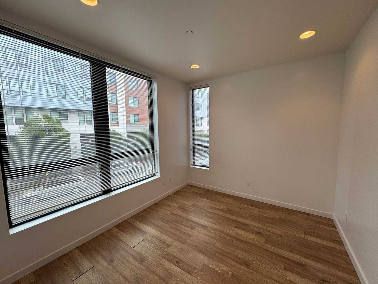 Brighton Luxury Apartments - Photo 7 of 10