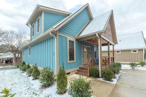 featured image of 66 Terry Estate Dr