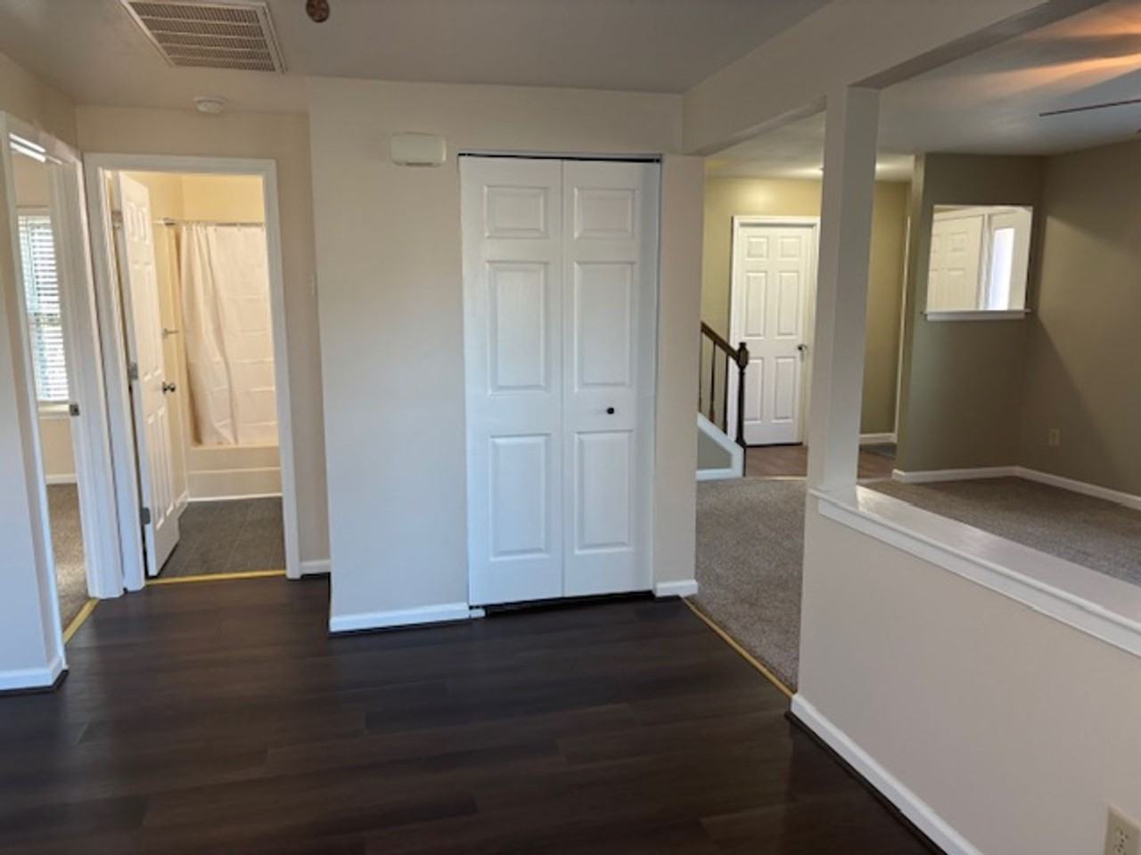 1090 Wilkins Dr - Photo 2 of 17