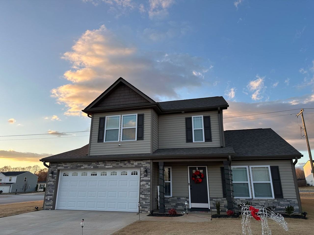 1719 Roxanne Sue Dr - Photo 2 of 17