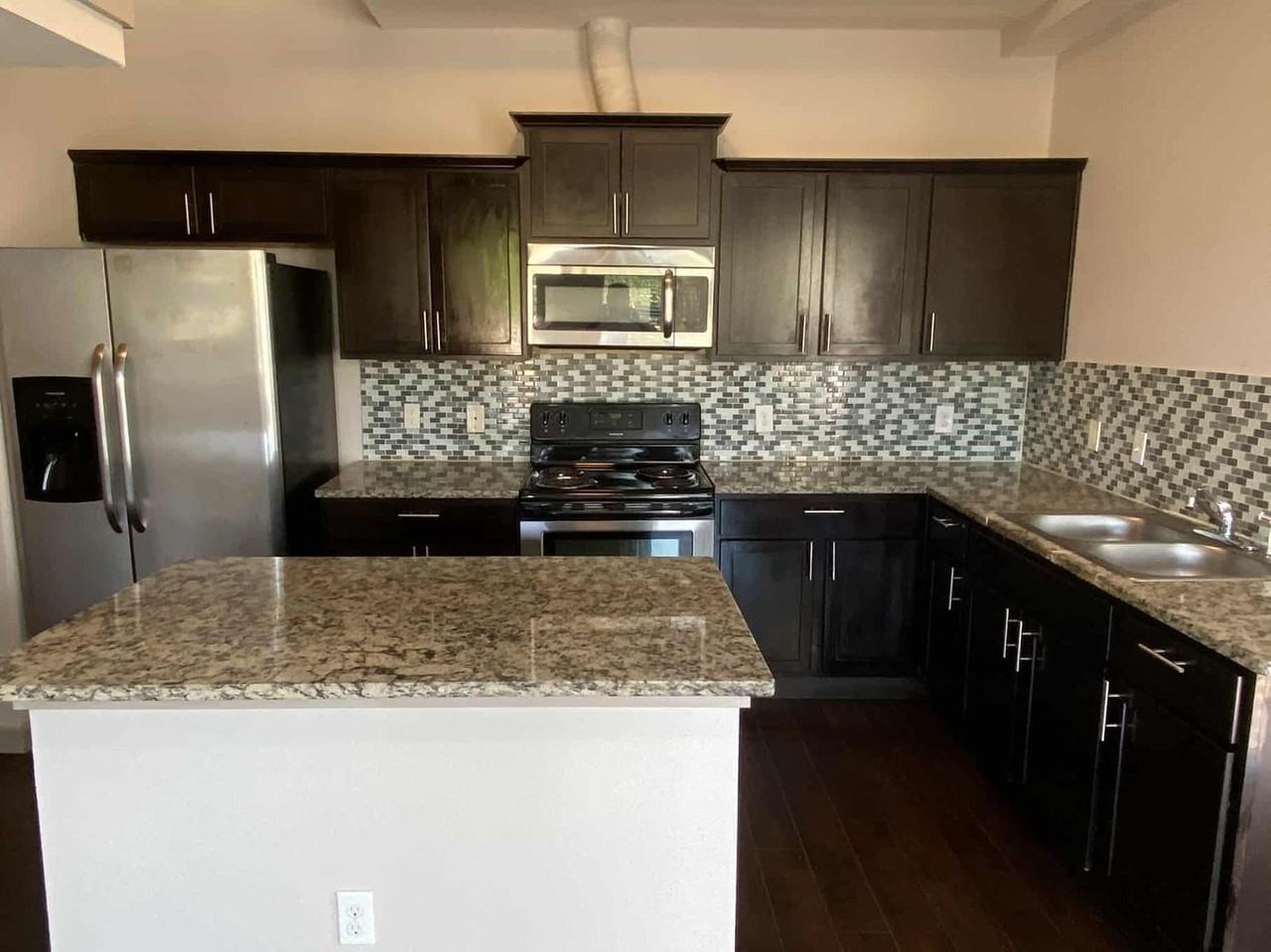 3601 Valley Vista Drive - Photo 5 of 48