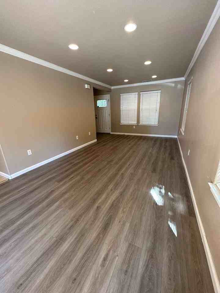 1149 W 3rd St - Photo 6 of 17