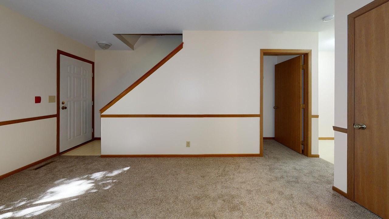 South Villas (031) - Photo 3 of 6