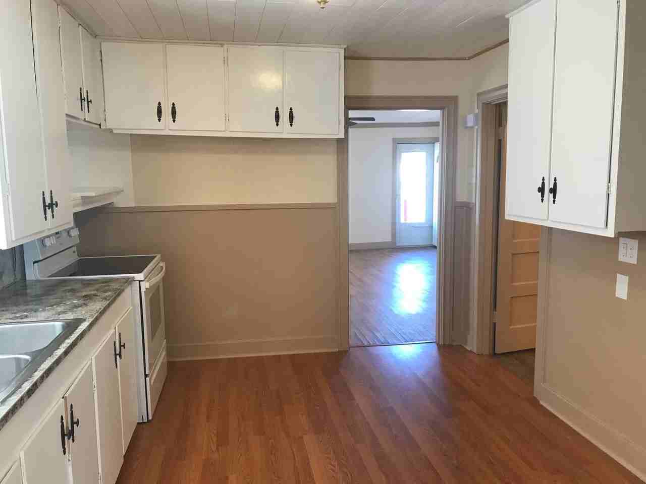 2133 N 3rd St - Photo 3 of 15