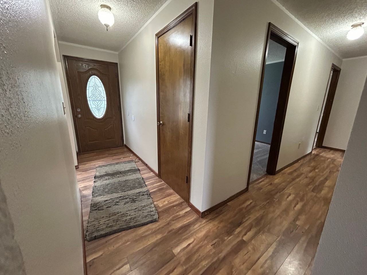 14912 Ne 47th St - Photo 3 of 13