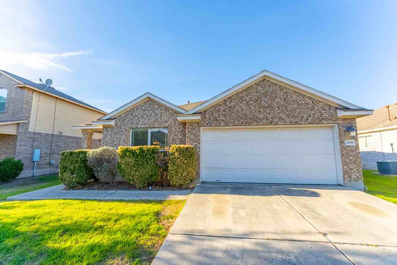 268 Bloomsbury Dr - Photo 2 of 32