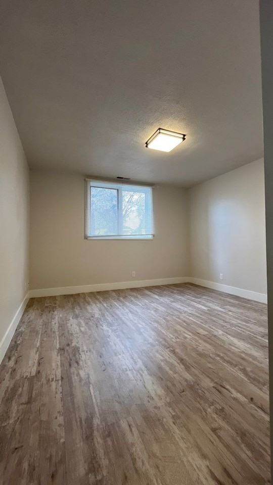 3341 Holdrege - Photo 6 of 6