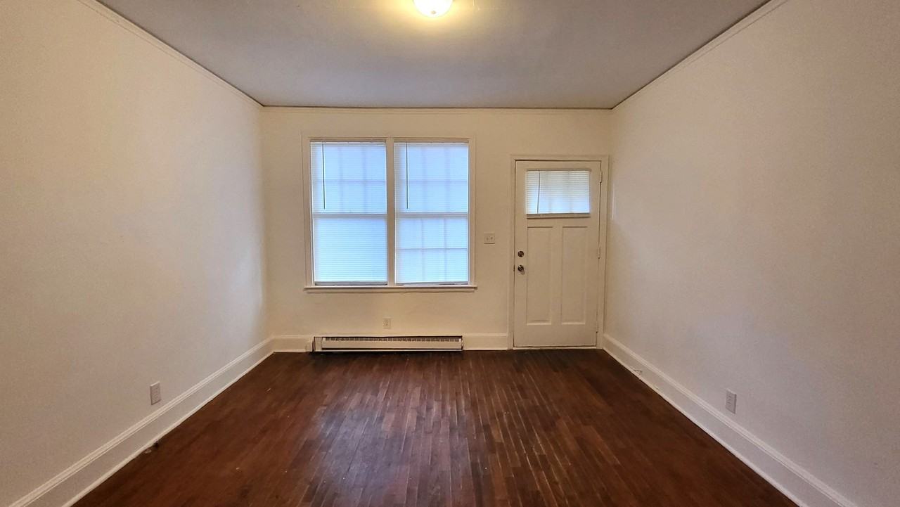 16 Franklin St - Photo 2 of 11