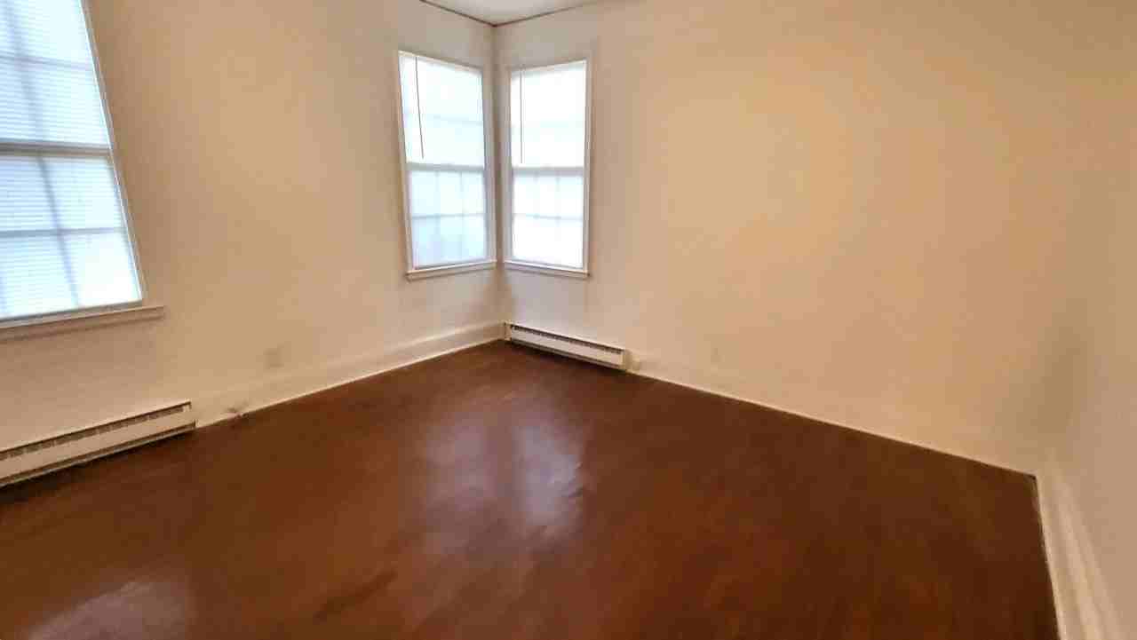 16 Franklin St - Photo 7 of 11