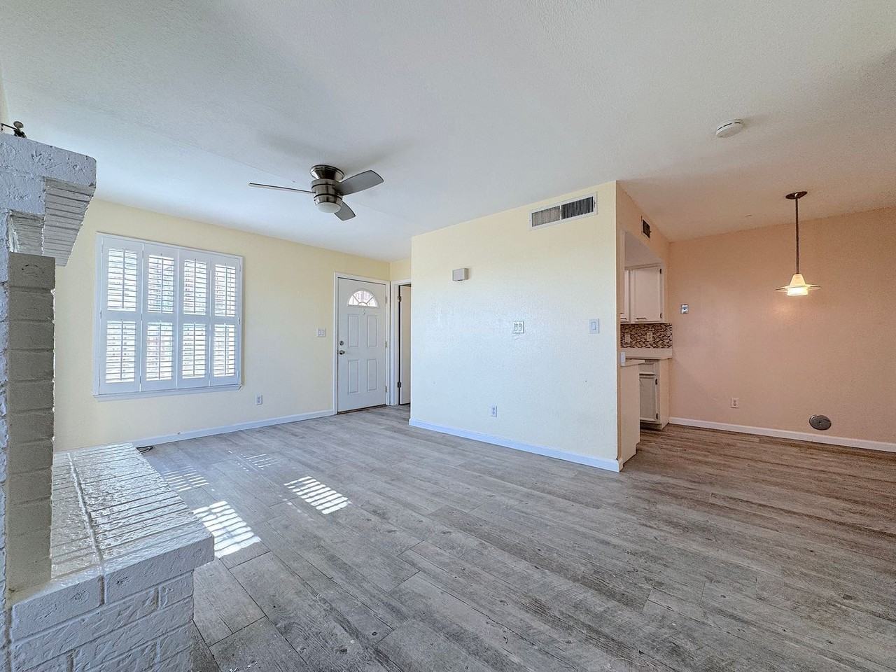 2520 2520 San Jose 7C - Photo 2 of 13