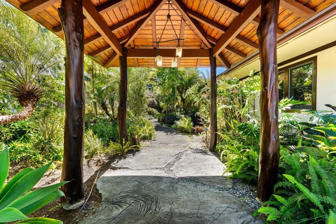 75-673 Pu Hoaloha Pl - Photo 3 of 50