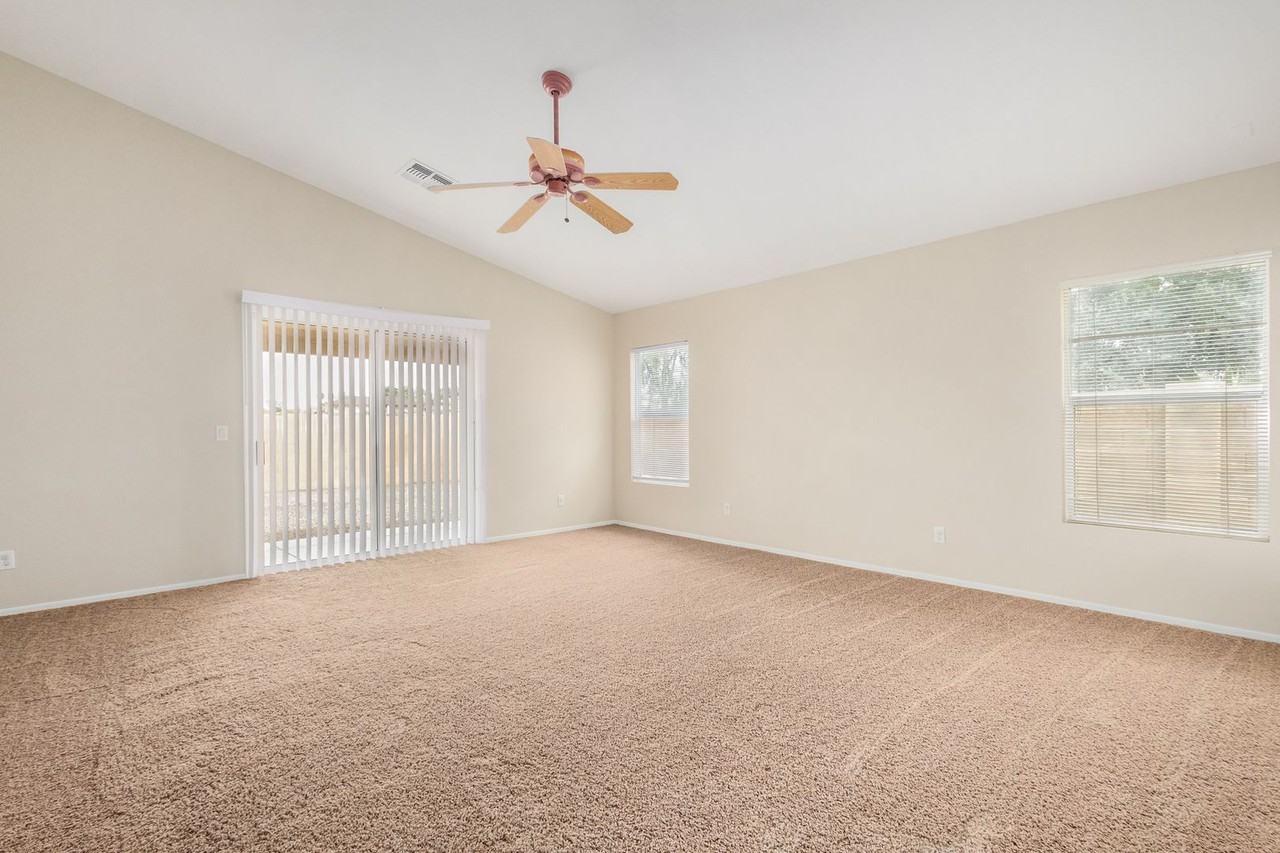 10595 N 115th Dr - Photo 4 of 18