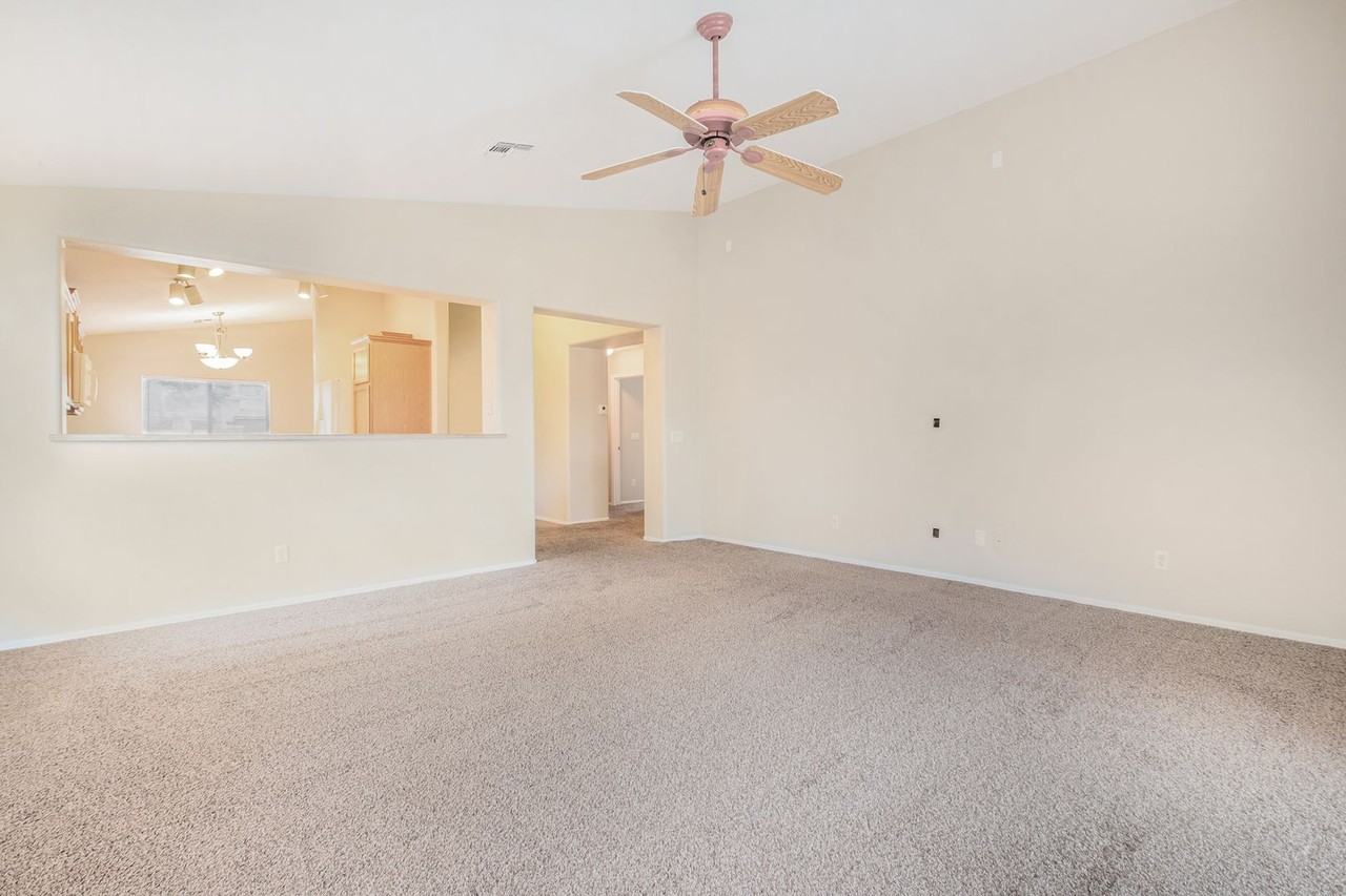 10595 N 115th Dr - Photo 6 of 18