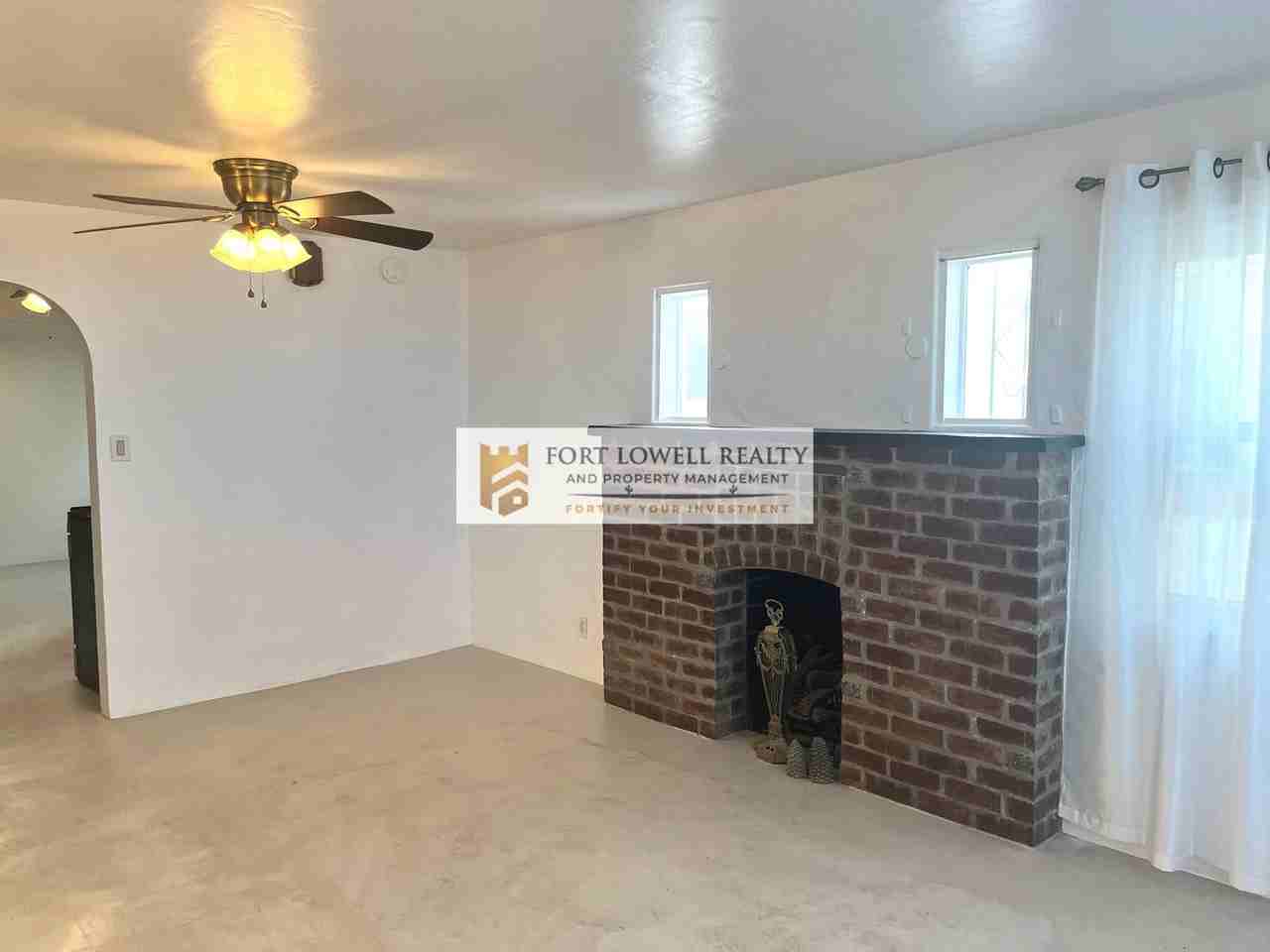 4305 S 3rd Ave - Photo 3 of 16
