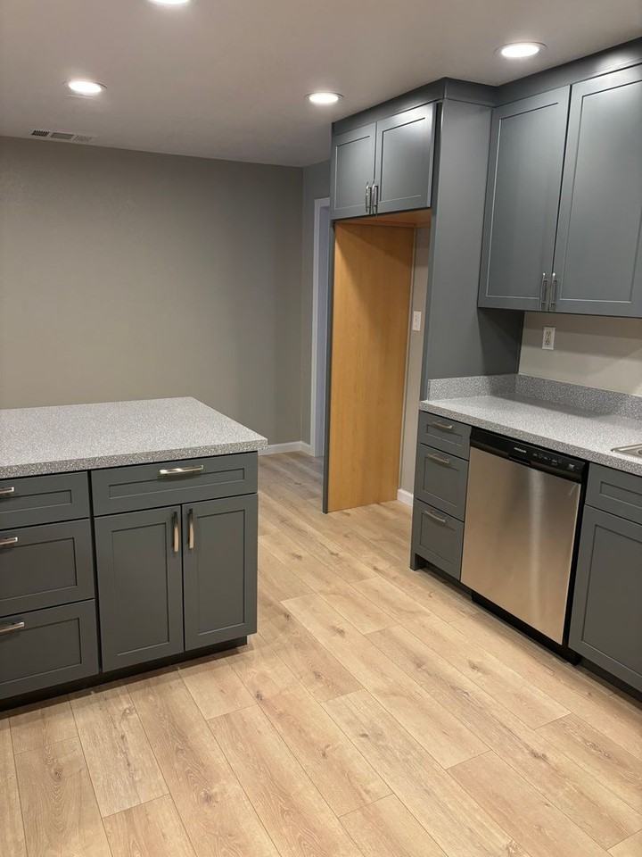 2615 Tudor Rd - Photo 4 of 11