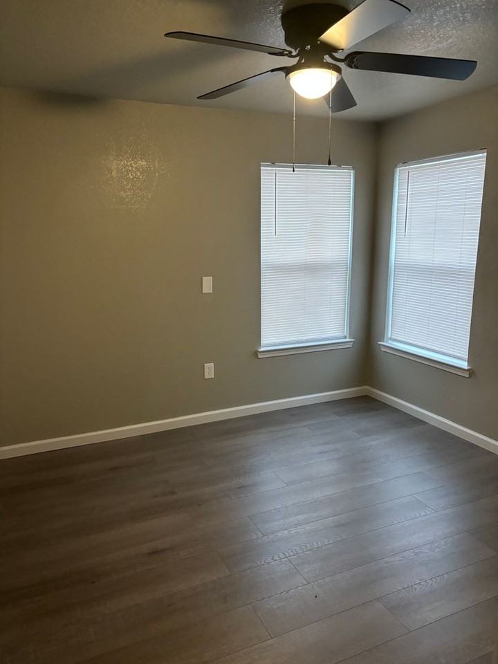 2615 Tudor Rd - Photo 7 of 11