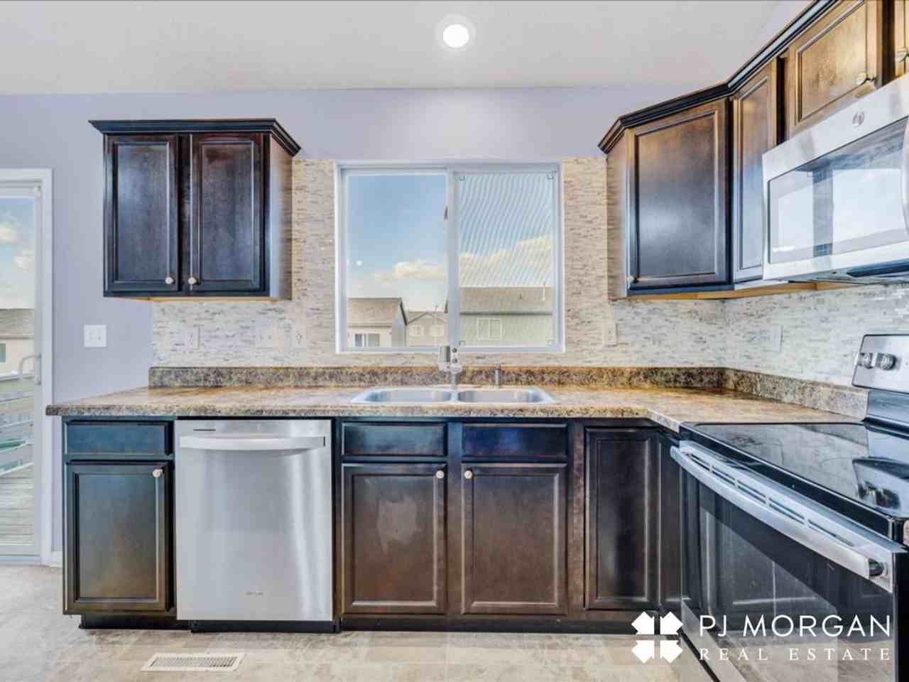 9154 Black St - Photo 6 of 21