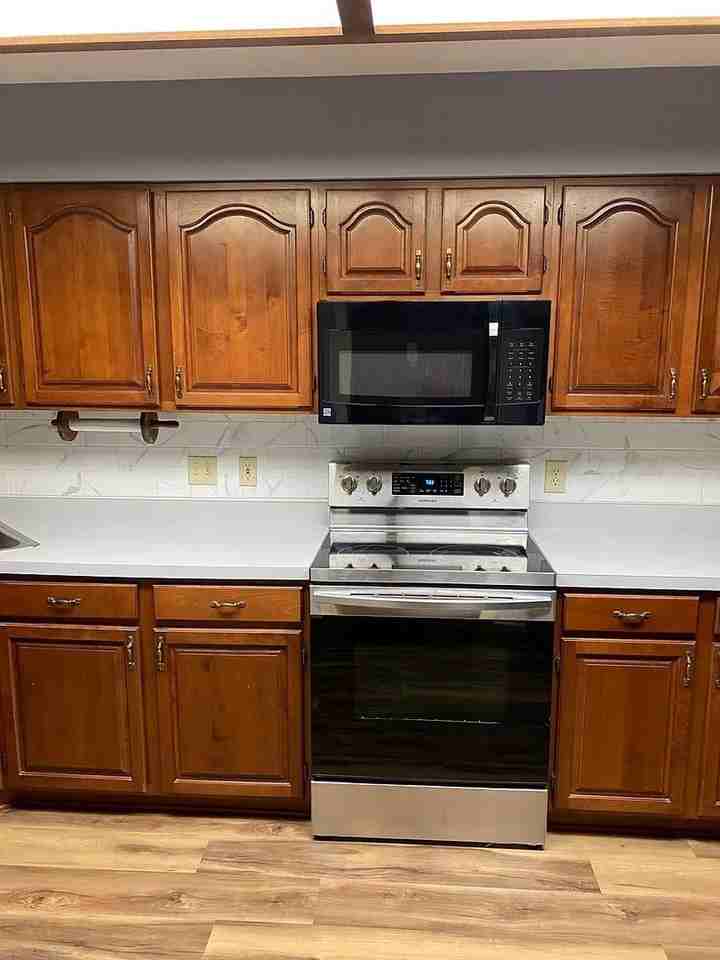 2413 Knollwood Dr - Photo 3 of 24