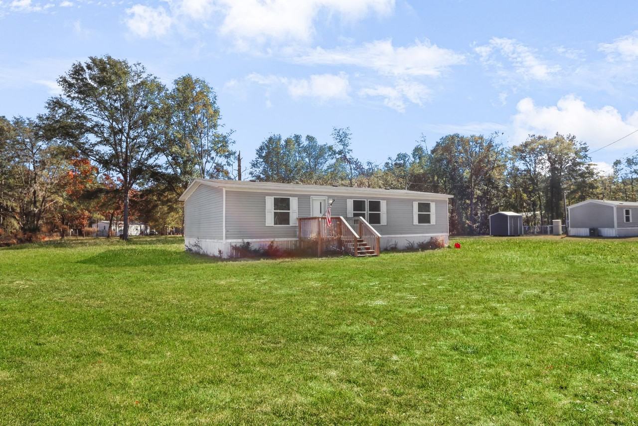 267 Rodman Rd - Photo 2 of 22