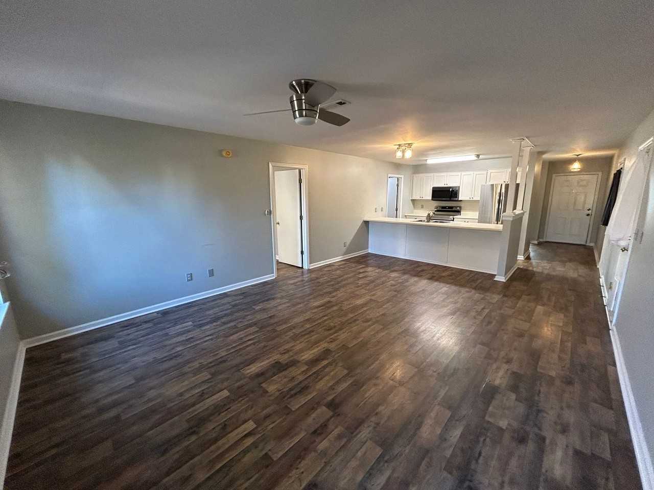 2014 Henderson Dr - Photo 4 of 9